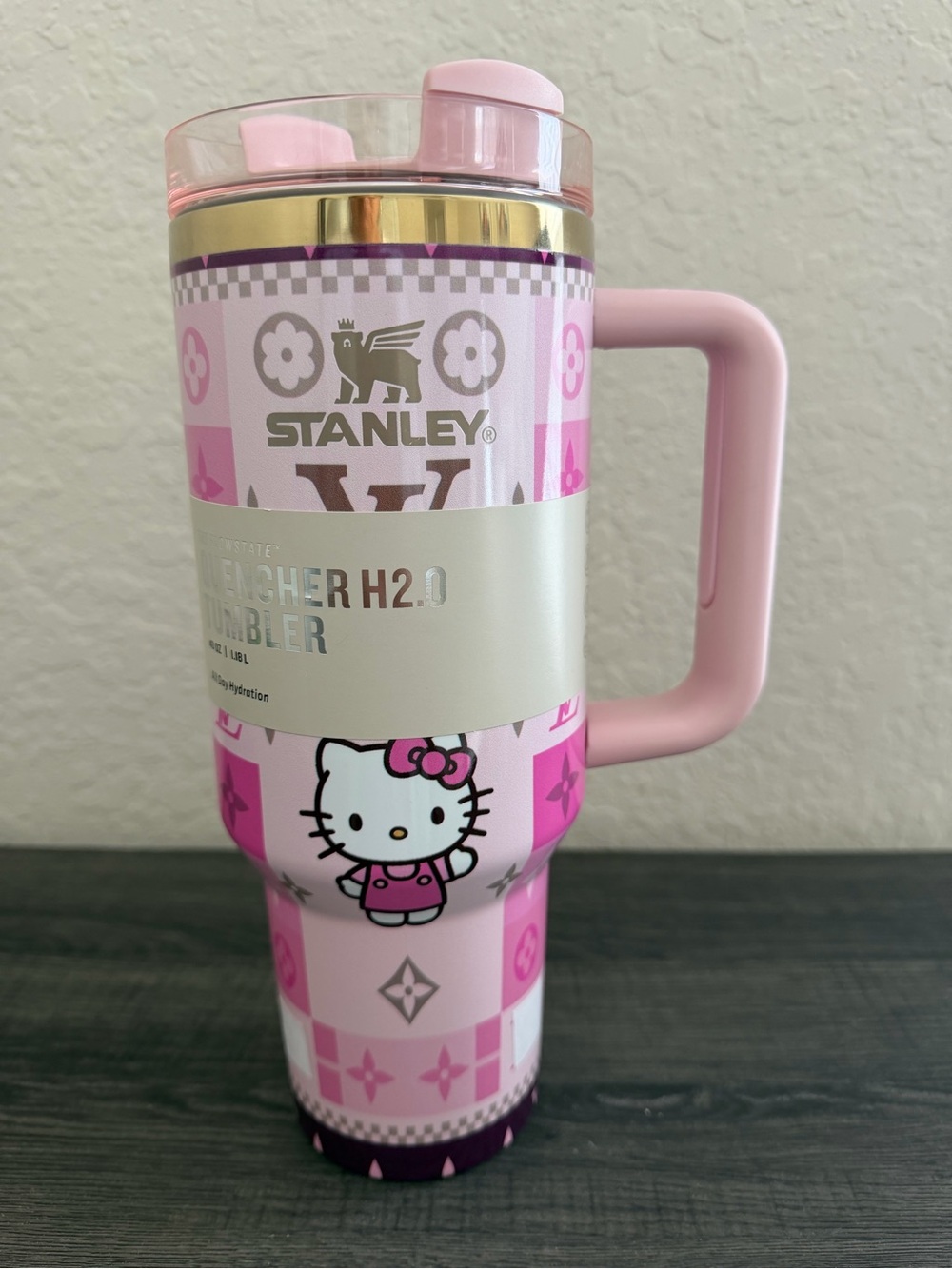 Pink 40oz Quencher Tumbler Character Design Luxury Gift Box Set